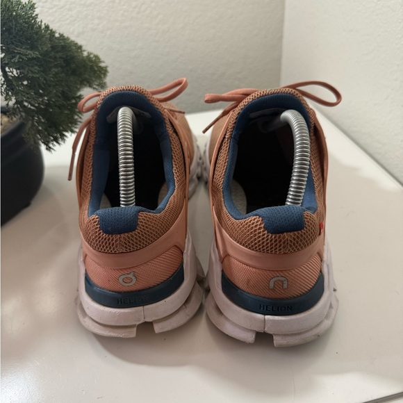 On Running cloudswift Women's Athletic Shoes - Coral and White - Picture 3 of 8